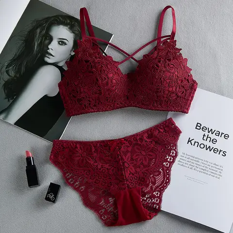 New fashion women sexy thin lingerie set 3/4 Cup embroidered lace wireless sexy bra